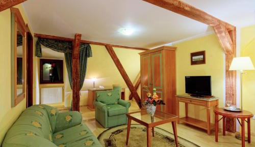 One-Bedroom Suite