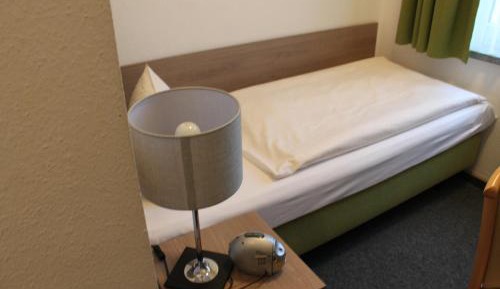 Small Single Room
