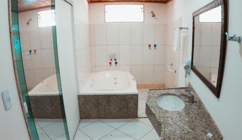 Suite with Hot Tub