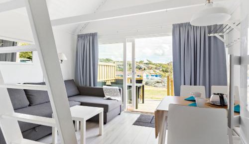 One-Bedroom Cottage