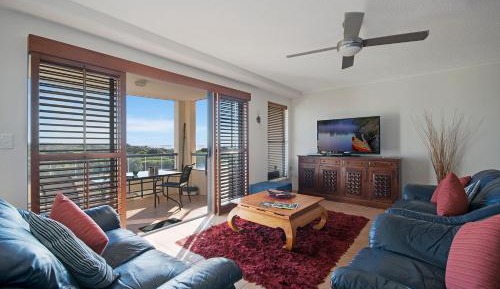 Two-Bedroom Apartment with Ocean View (North)