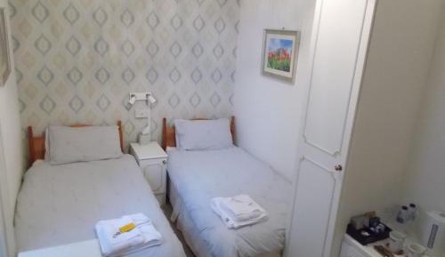 En Suite Twin Room
