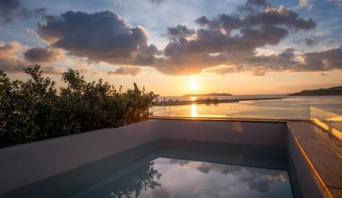 Suite with Private Pool