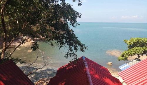 Bungalow with Sea View