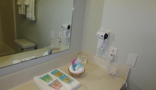 Deluxe Queen Room with Two Queen Beds