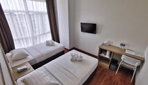 Standard Twin Room