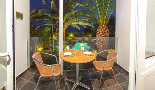 Two-Bedroom Apartment (4 Adults)