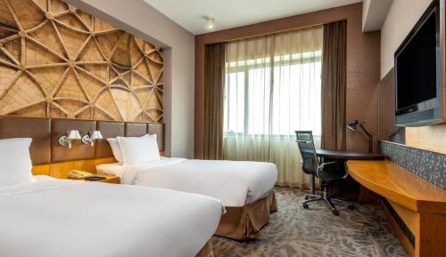 Standard Twin Beds Room