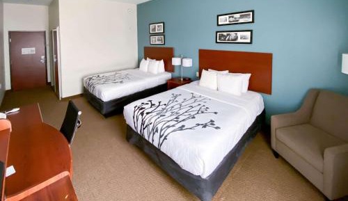 Deluxe Queen Room with Two Queen Beds