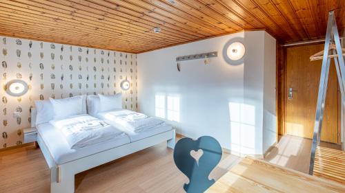 Double Room with Mountain View