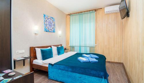 Deluxe Double Room with Shower