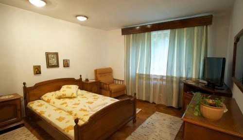 Room #593401005