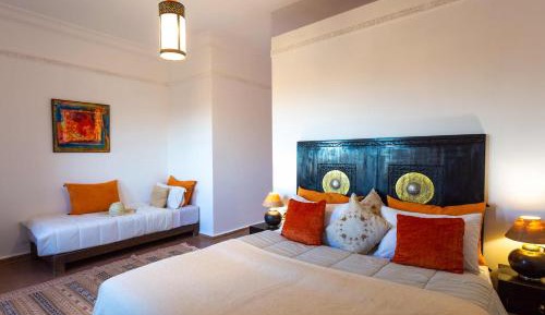 Deluxe Triple Suite