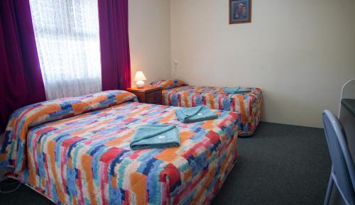 Economy Twin Room