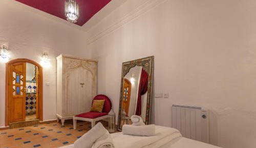 Deluxe Queen Room
