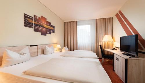 Standard Family Room (2 Adults + 1 Child)