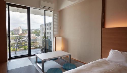  Room with Tatami Area with Mountain View
