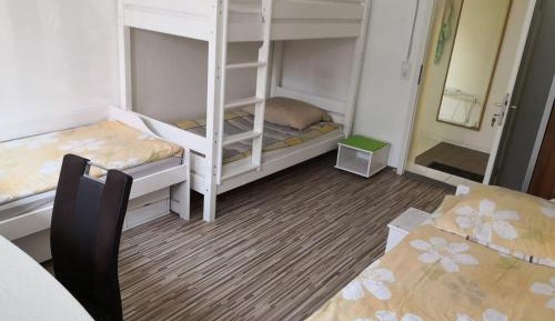 Economy Quadruple Room