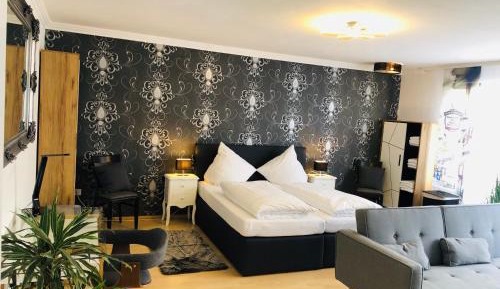 Standard Double Suite