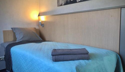 Single Room with Shared Shower and Toilet