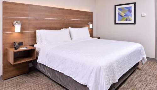 Standard King Room with Sofa Bed
