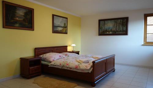 Three-Bedroom Apartment (6 Adults)