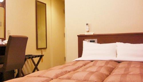 Small Double Room - Smoking