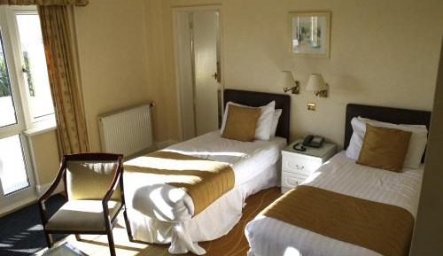 Standard Twin Room with Sea View