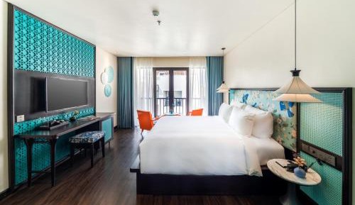 Deluxe Double Room with Balcony and River View