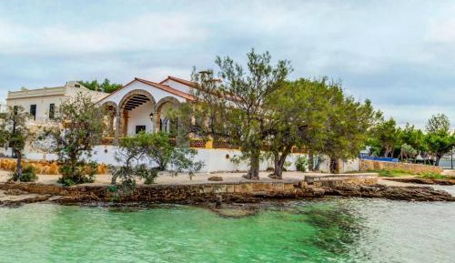 Villa with Sea View