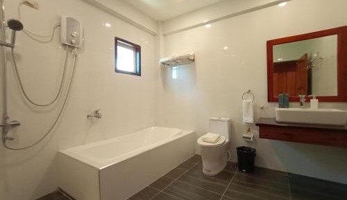Queen Suite