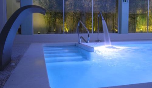 Standard Room with Spa Access