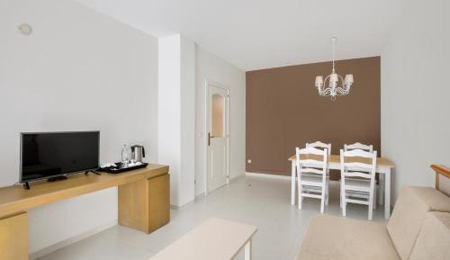 Xtra Sol Junior Suite