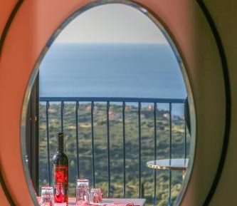 Studio with Sea View