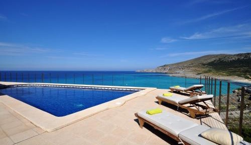 Villa with Sea View