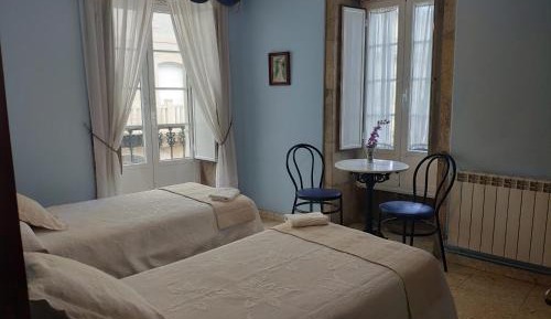 Standard Twin Room with Shared Bathroom