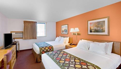 Queen Room with Two Queen Beds - Non-Smoking