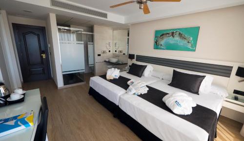 Superior Double Room (2 Adults + 2 Children)
