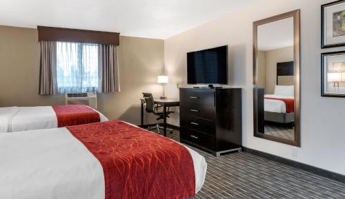 Queen Suite with Two Queen Beds - Non-Smoking
