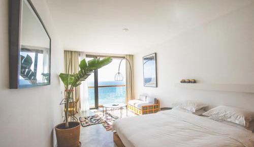 Double or Twin Room with Sea View