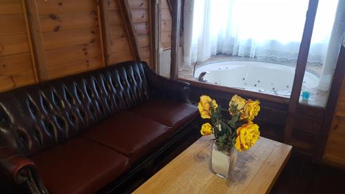 Lake Mansion Chalet 