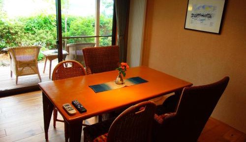 Japanese-Style Suite with Semi Open-Air Bath and Balcony - Mt.Zao View D2