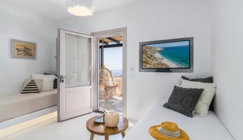 Deluxe Suite with Sea View
