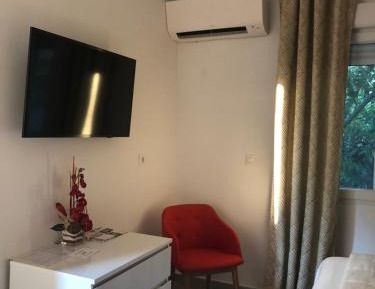 Double or Twin Room with Air Conditioning and Garden Views