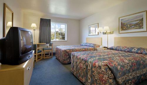 Double Room with Two Double Beds - Non-Smoking