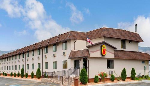 Queen Room - Non-Smoking