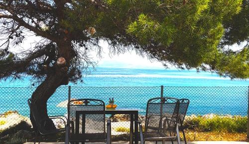 Villa - Beach Front