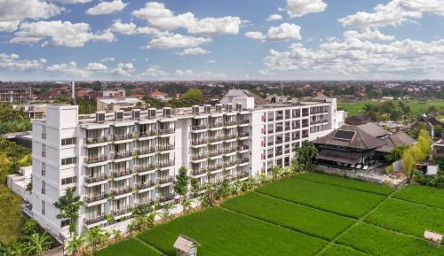 Deluxe Double or Twin Room with Paddy View