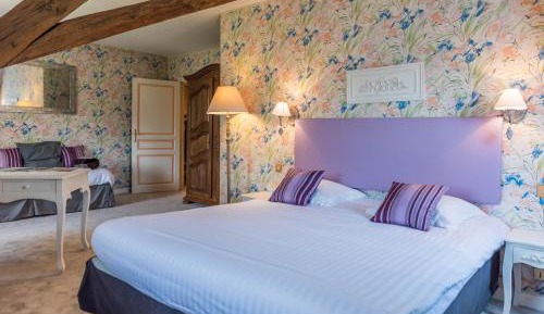 Deluxe Family Suite