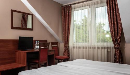 Classic Twin Room